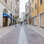 San Fermo Luxury Apartment